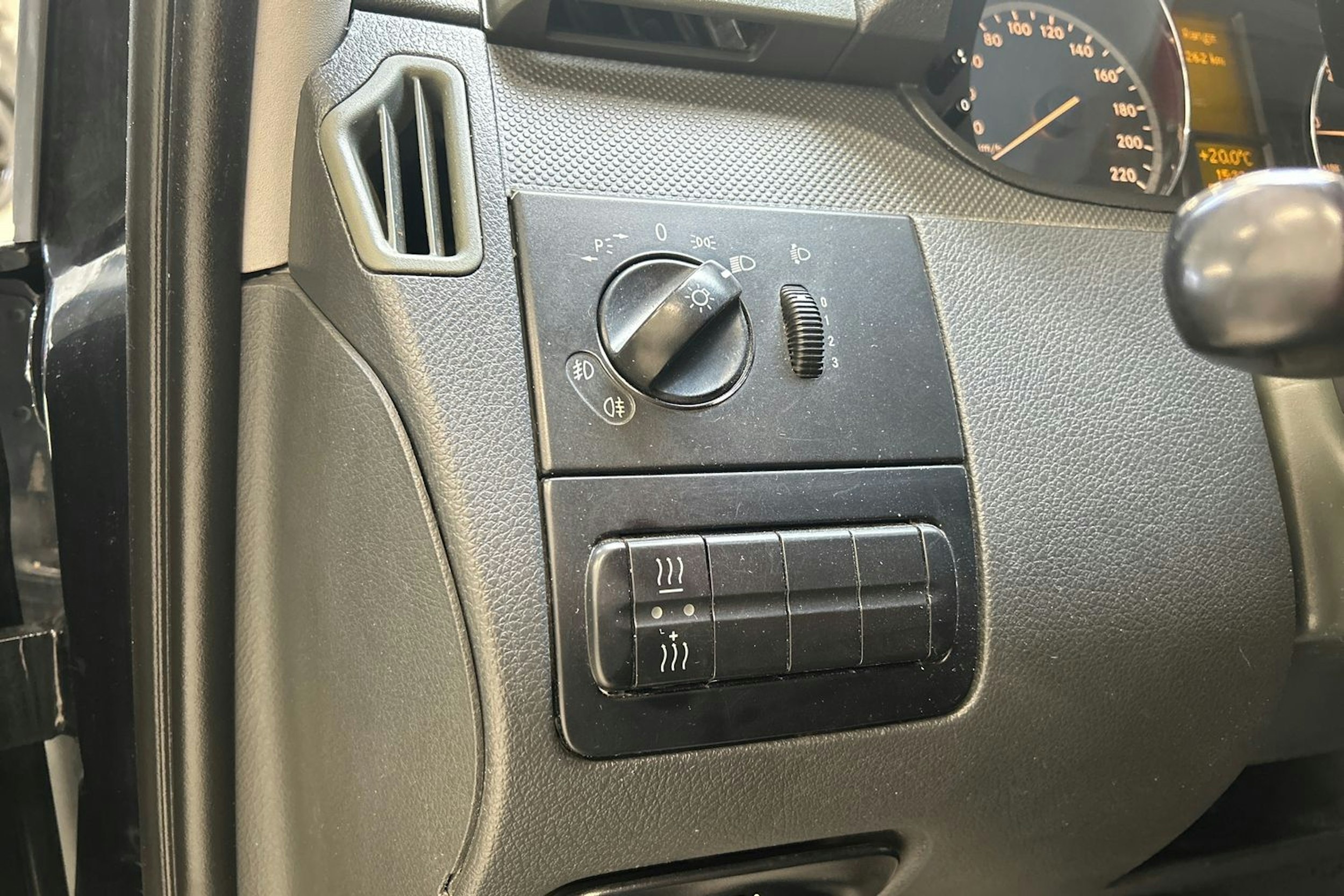 musta Mercedes-Benz Vito 2010 kuva 17.