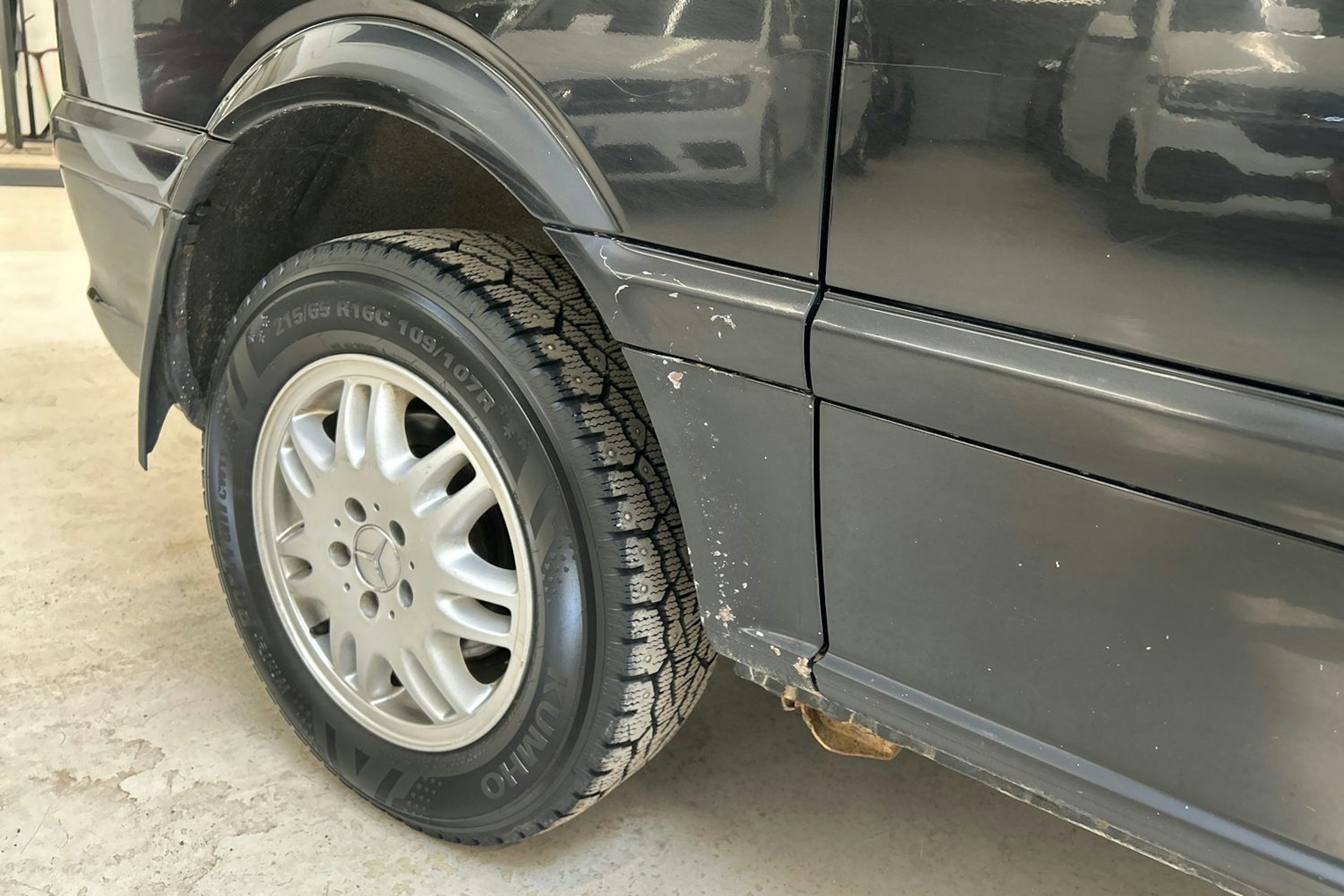 musta Mercedes-Benz Vito 2010 kuva 26.