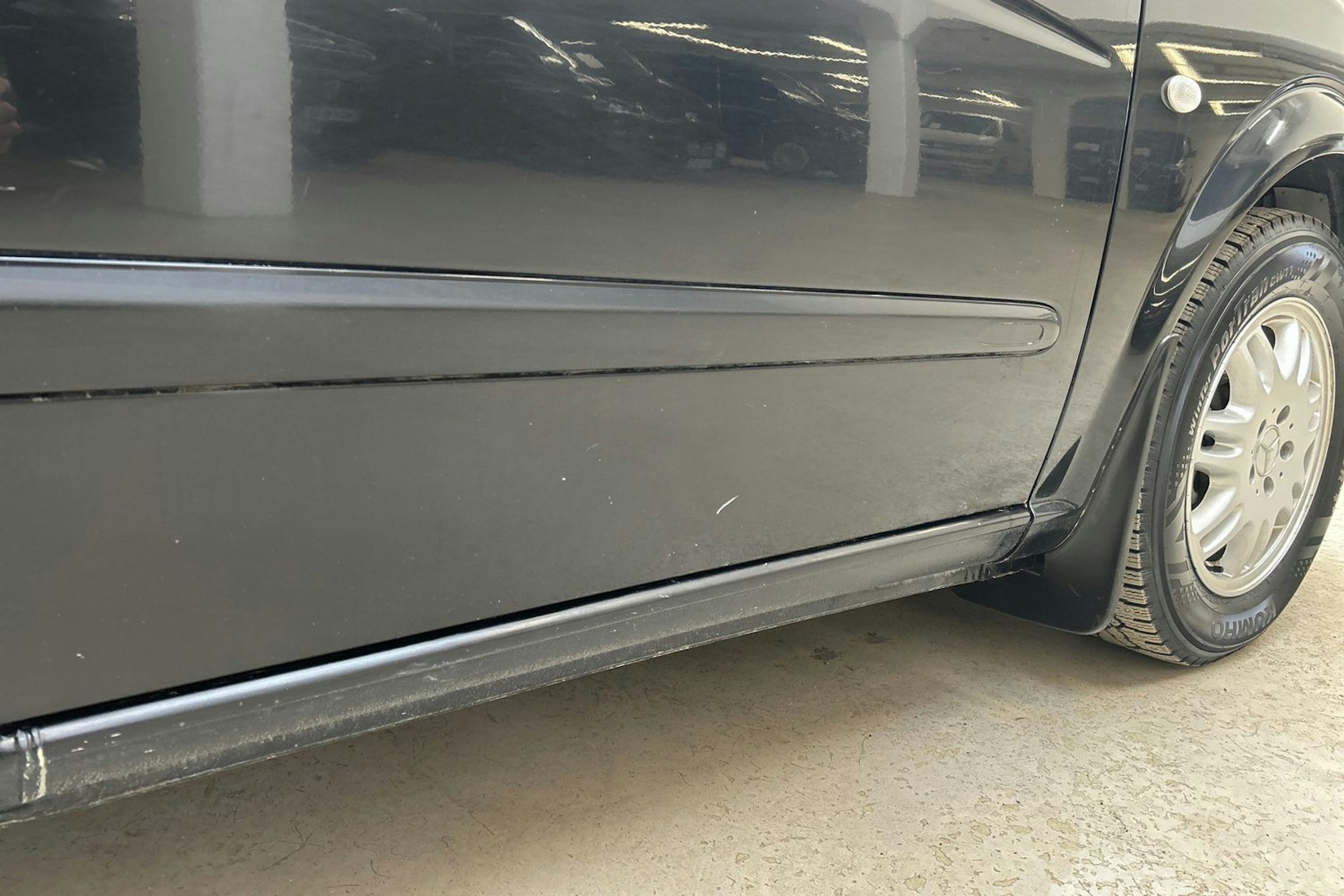 musta Mercedes-Benz Vito 2010 kuva 27.