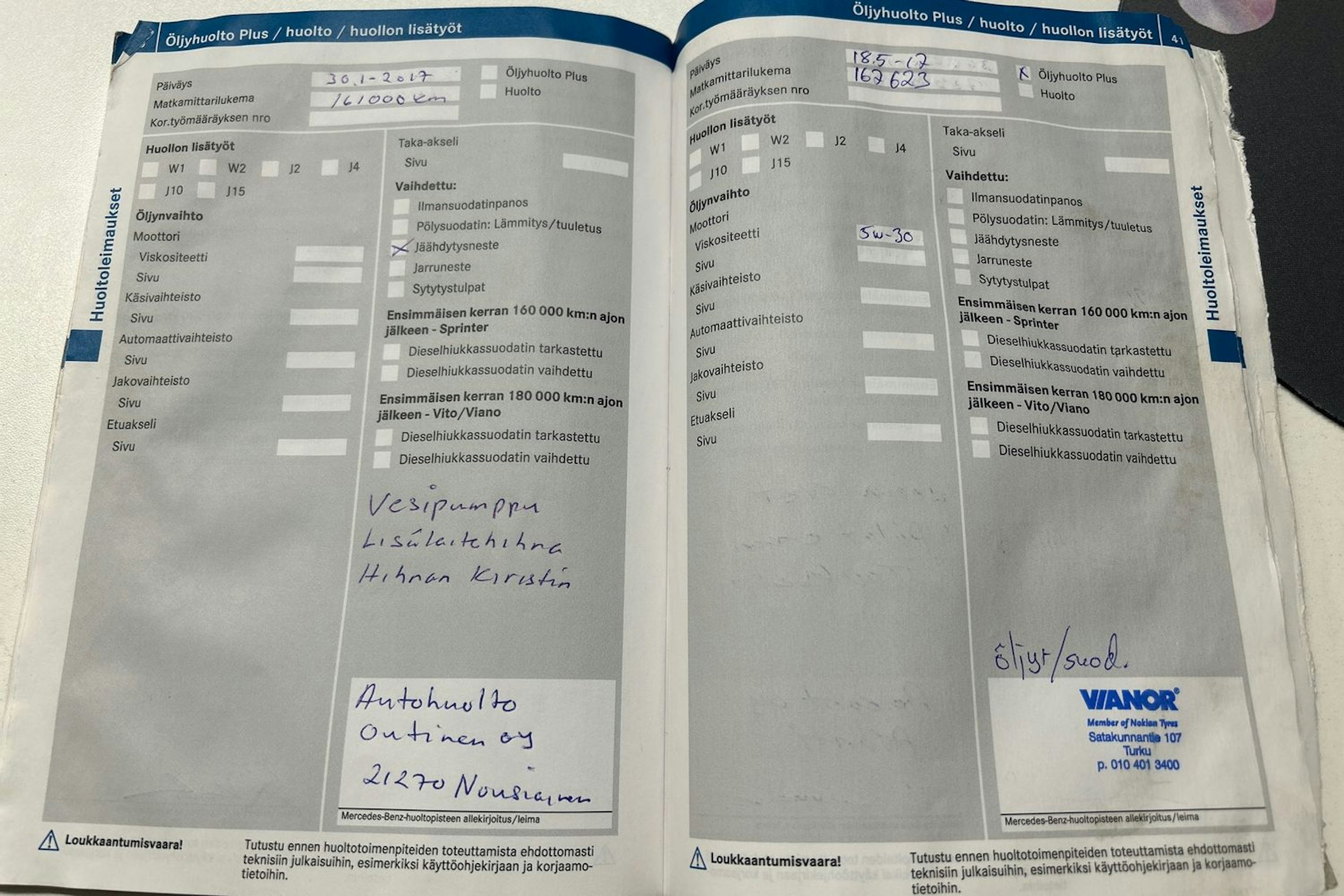 musta Mercedes-Benz Vito 2010 kuva 33.