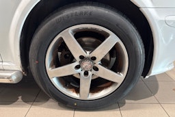 valkoinen Mercedes-Benz Vito 2011 kuva 11.
