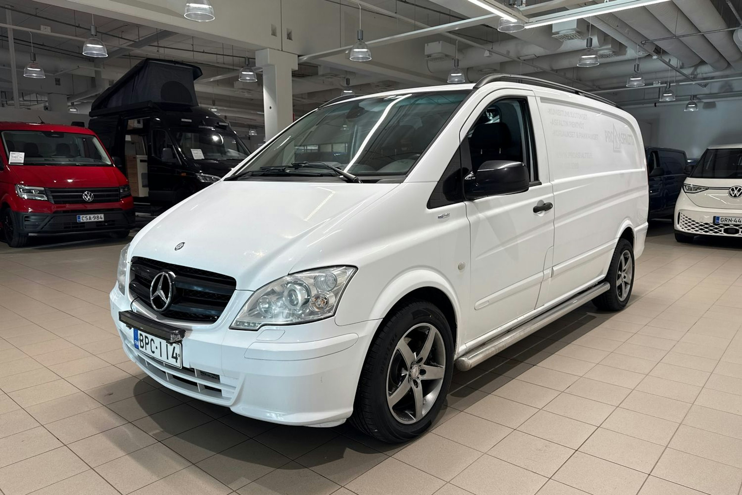 valkoinen Mercedes-Benz Vito 2011 kuva 13.
