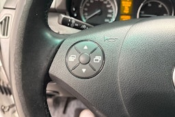 valkoinen Mercedes-Benz Vito 2011 kuva 23.
