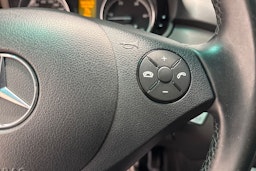 valkoinen Mercedes-Benz Vito 2011 kuva 24.