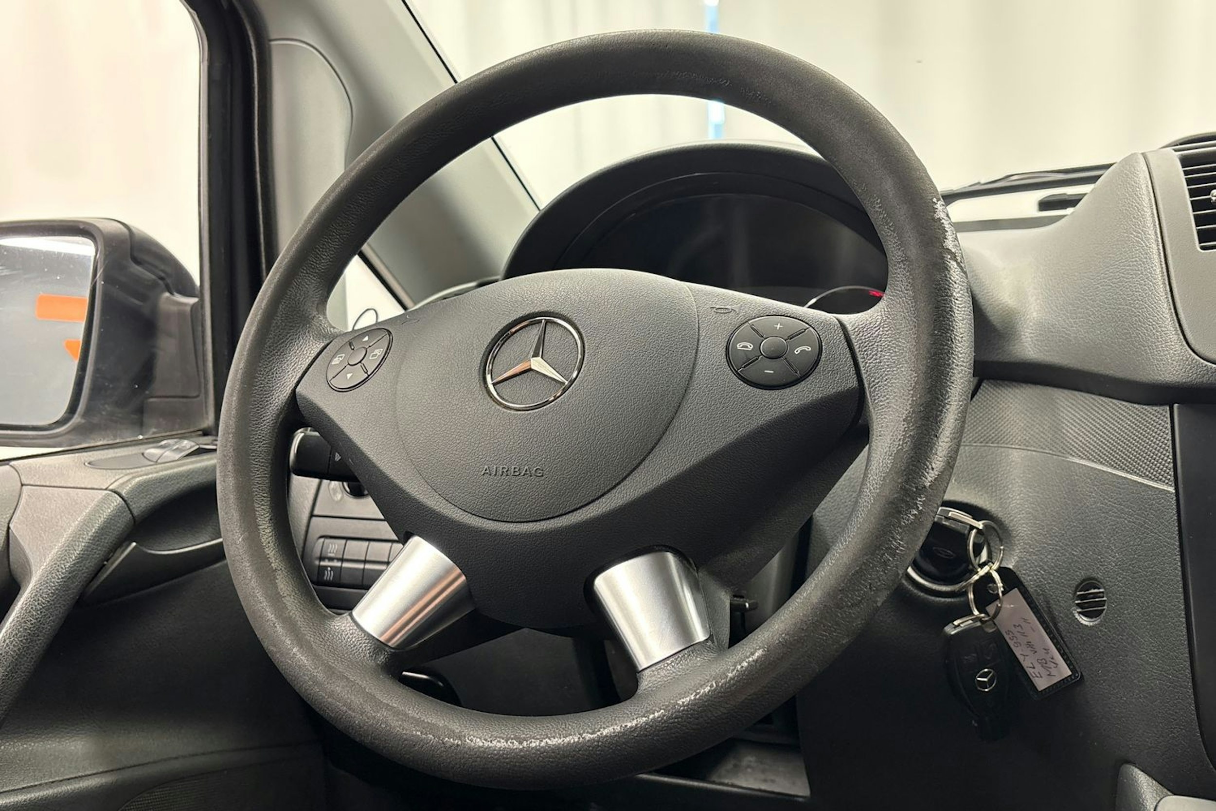 met. harmaa Mercedes-Benz Vito 2011 kuva 14.