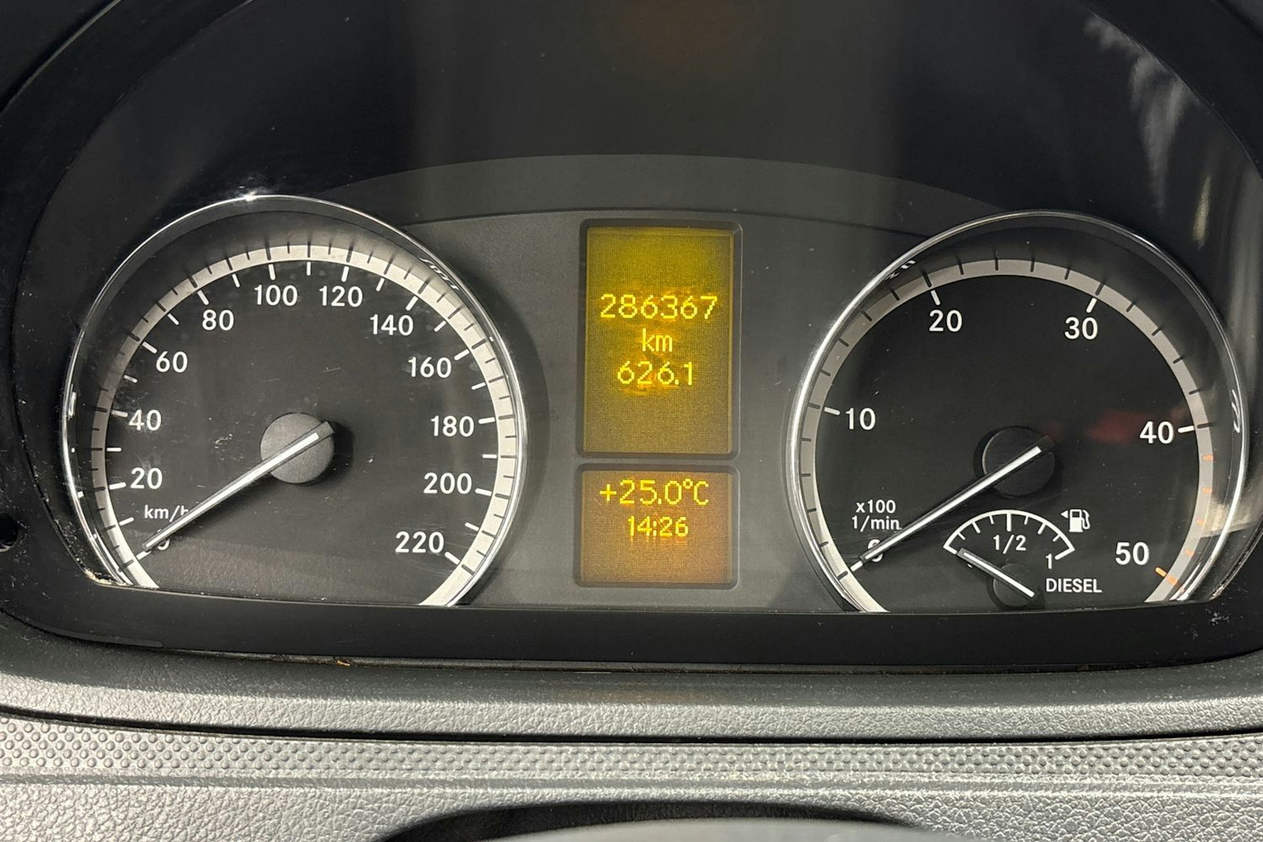 met. harmaa Mercedes-Benz Vito 2011 kuva 17.