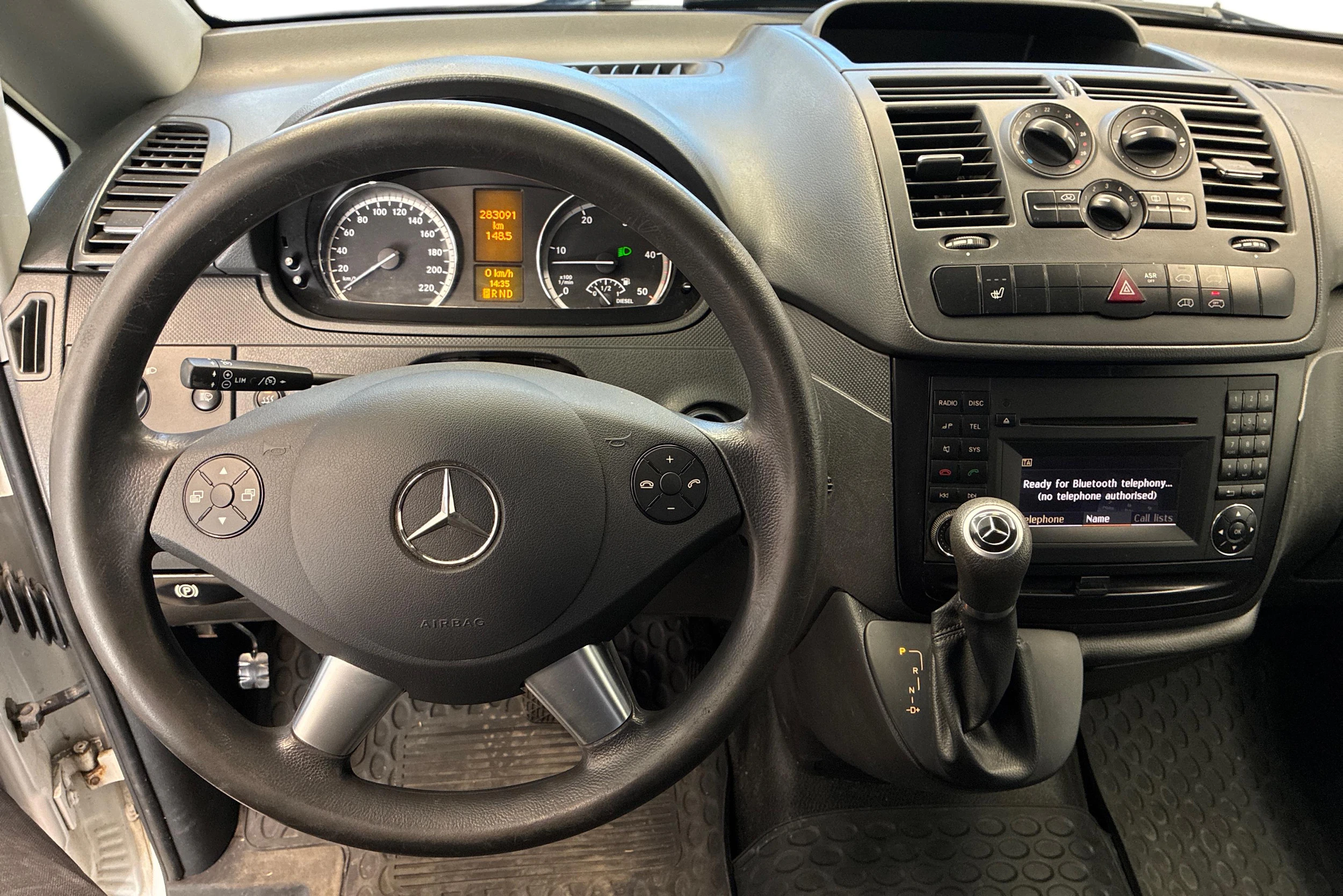 valkoinen Mercedes-Benz Vito 2011 kuva 7.