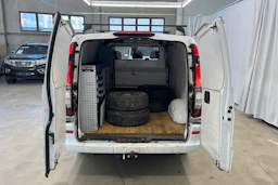 valkoinen Mercedes-Benz Vito 2011 kuva 10.