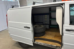 valkoinen Mercedes-Benz Vito 2011 kuva 13.