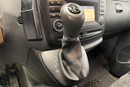 ruskea (beige) Mercedes-Benz Vito 2011 kuva 12.