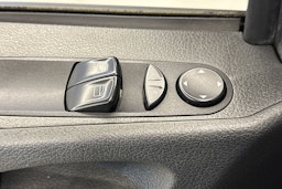 ruskea (beige) Mercedes-Benz Vito 2011 kuva 13.