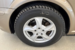 ruskea (beige) Mercedes-Benz Vito 2011 kuva 16.