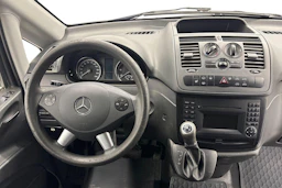 harmaa Mercedes-Benz Vito 2011 kuva 7.