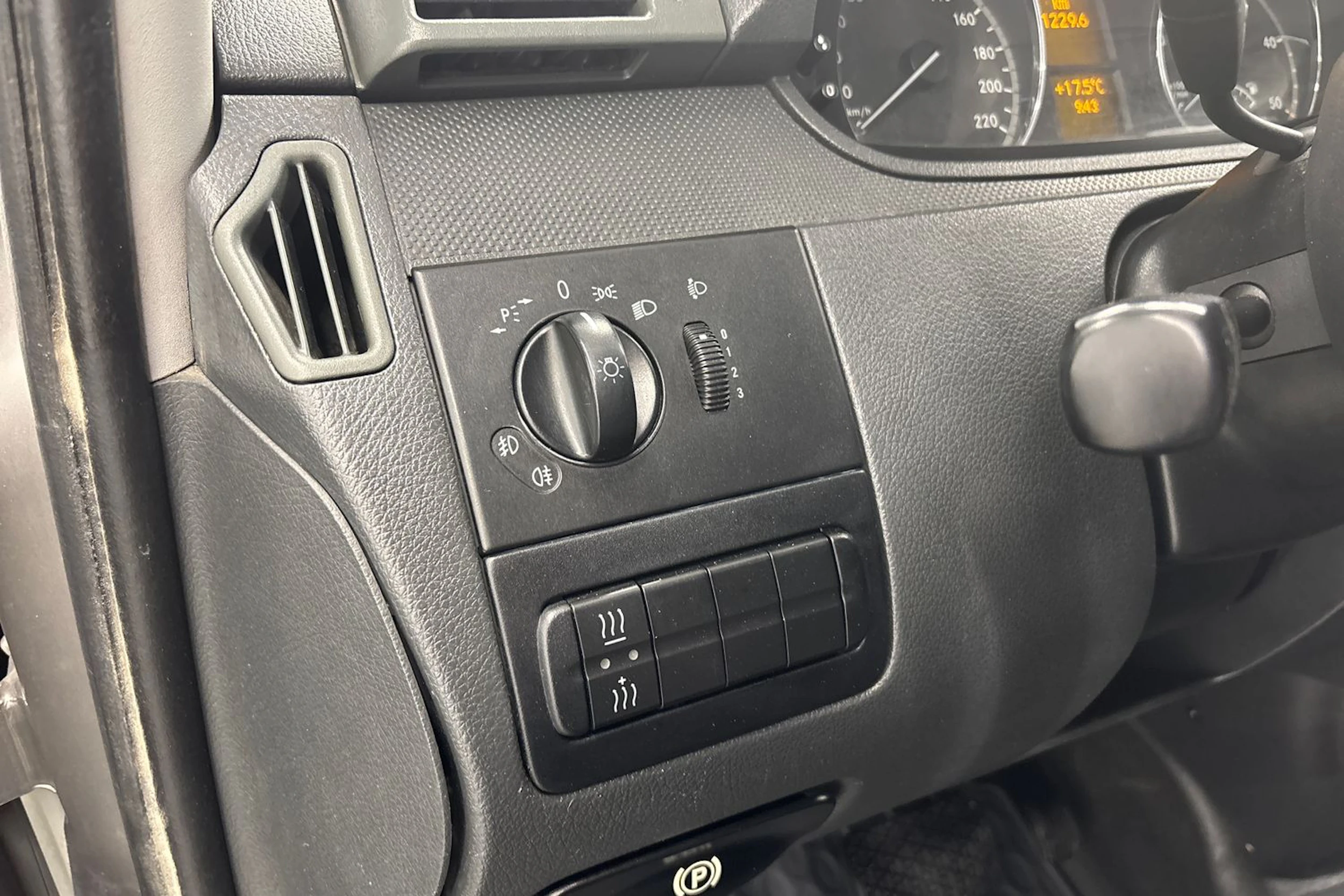 harmaa Mercedes-Benz Vito 2011 kuva 18.