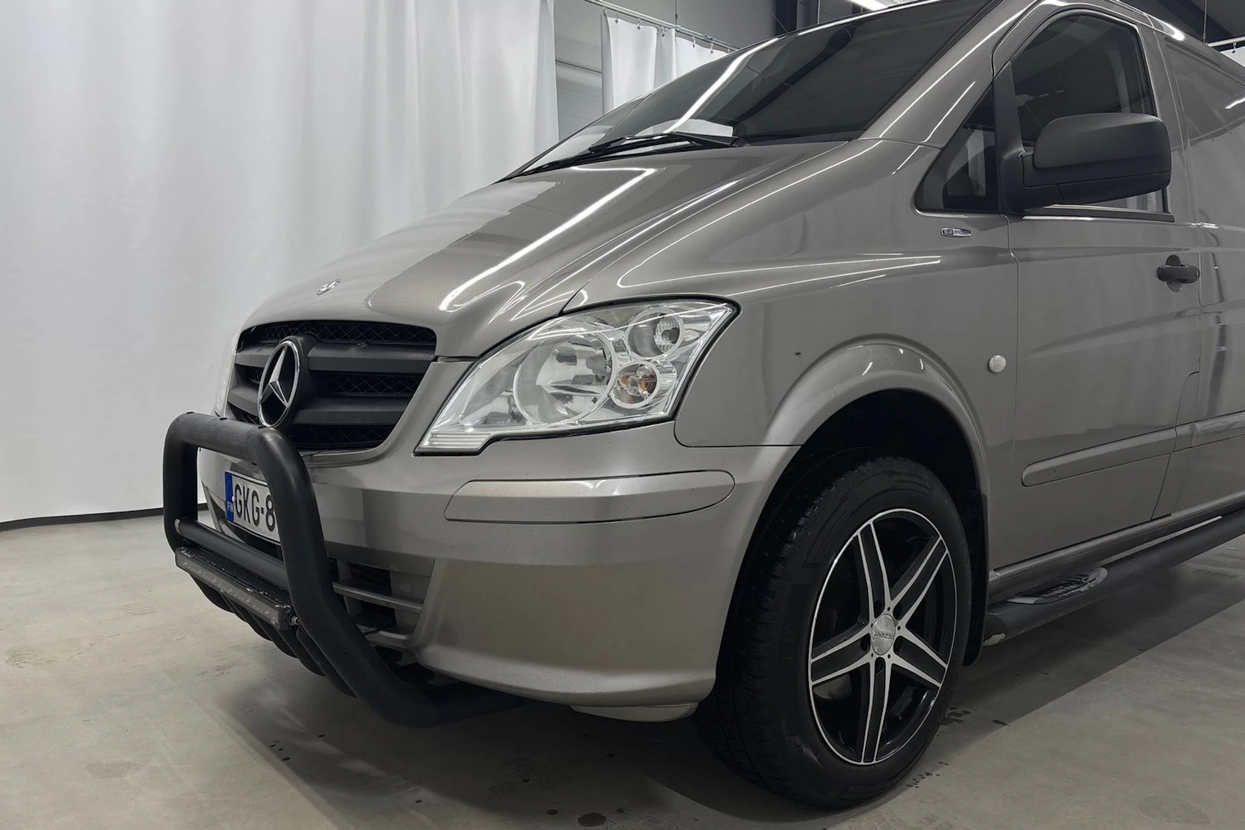 harmaa Mercedes-Benz Vito 2011 kuva 25.