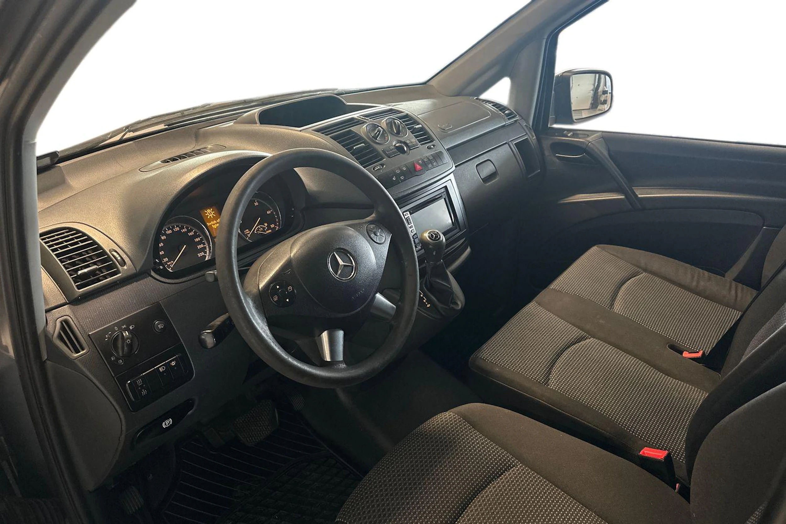 harmaa Mercedes-Benz Vito 2011 kuva 3.