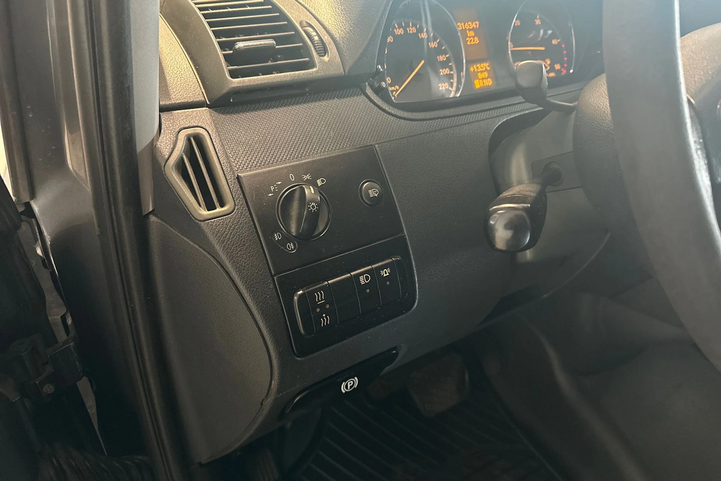 harmaa Mercedes-Benz Vito 2011 kuva 7.