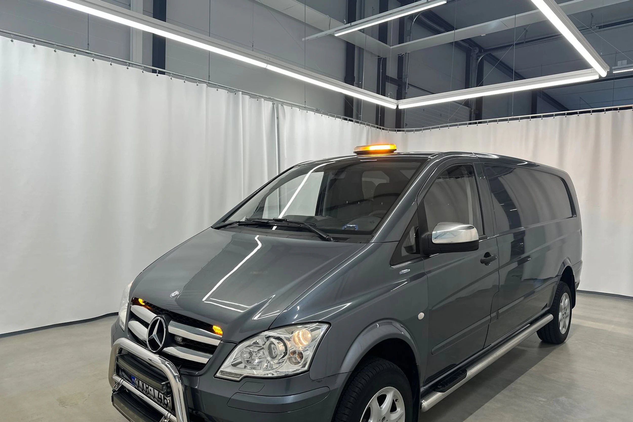 harmaa Mercedes-Benz Vito 2011 kuva 26.