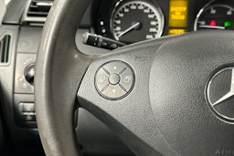 musta Mercedes-Benz Vito 2012 kuva 7.