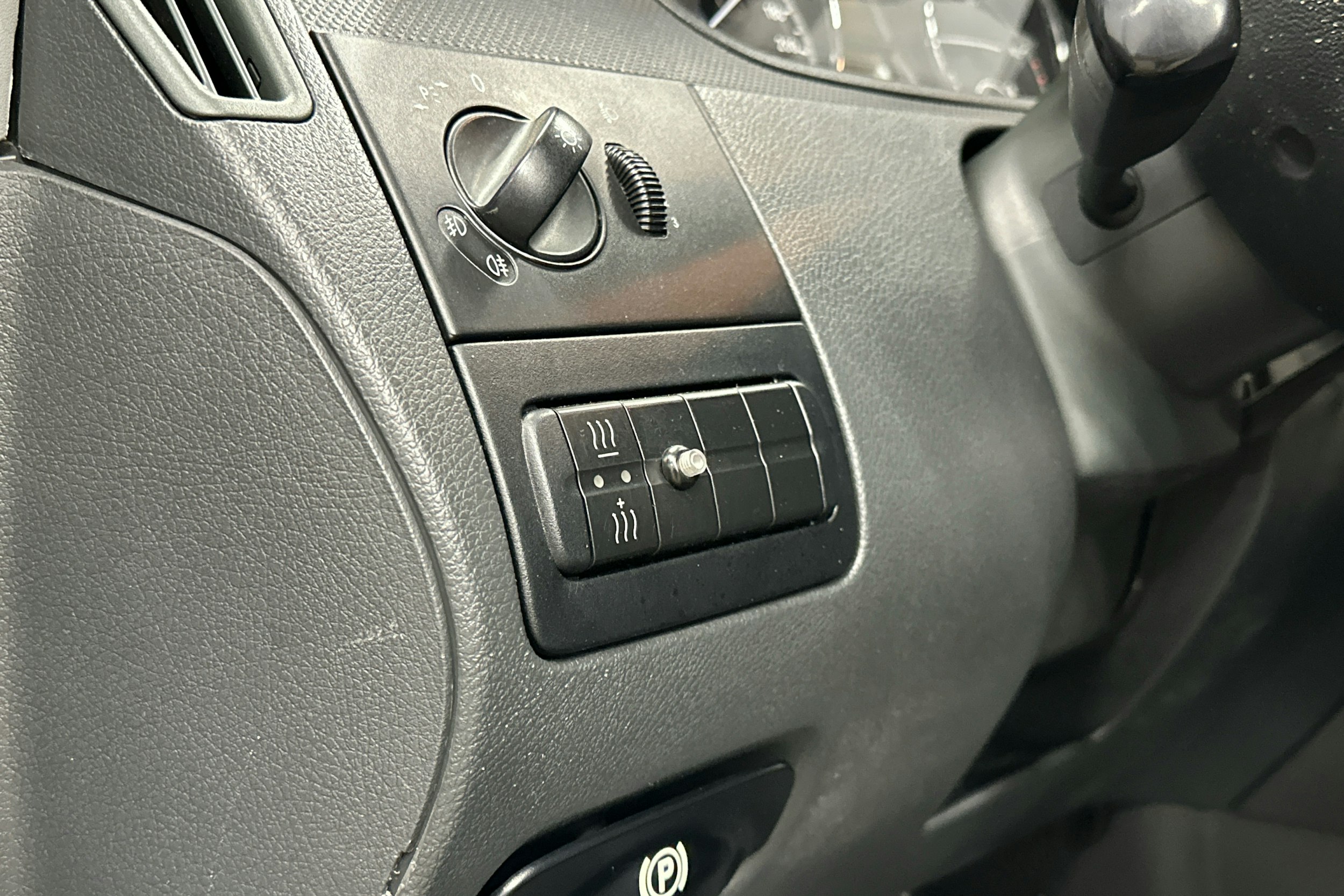 musta Mercedes-Benz Vito 2012 kuva 14.