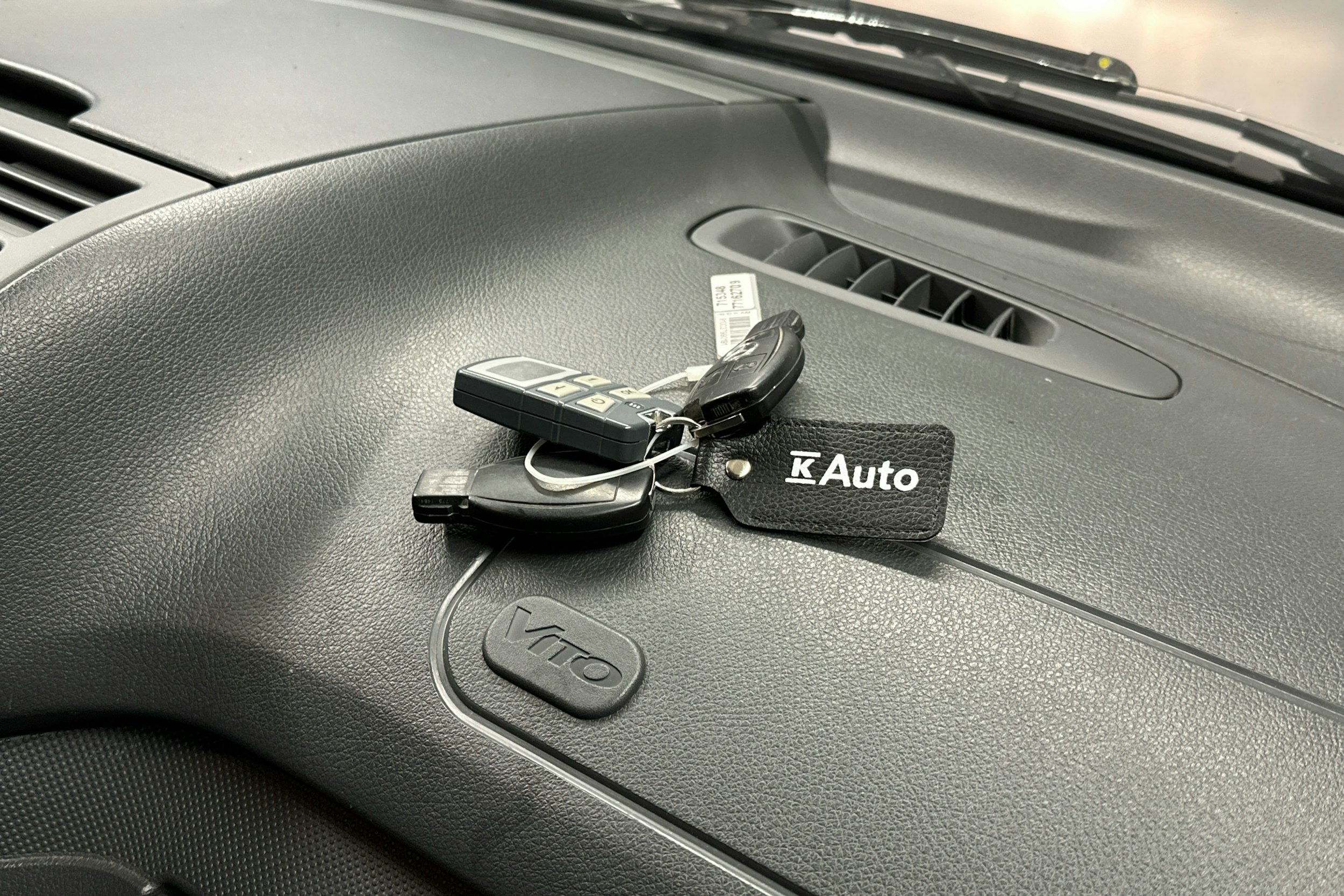 musta Mercedes-Benz Vito 2012 kuva 19.