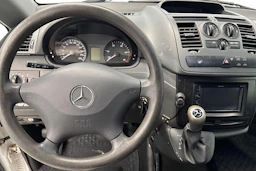 valkoinen Mercedes-Benz Vito 2013 kuva 9.