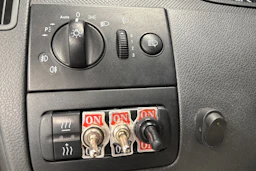 valkoinen Mercedes-Benz Vito 2013 kuva 22.