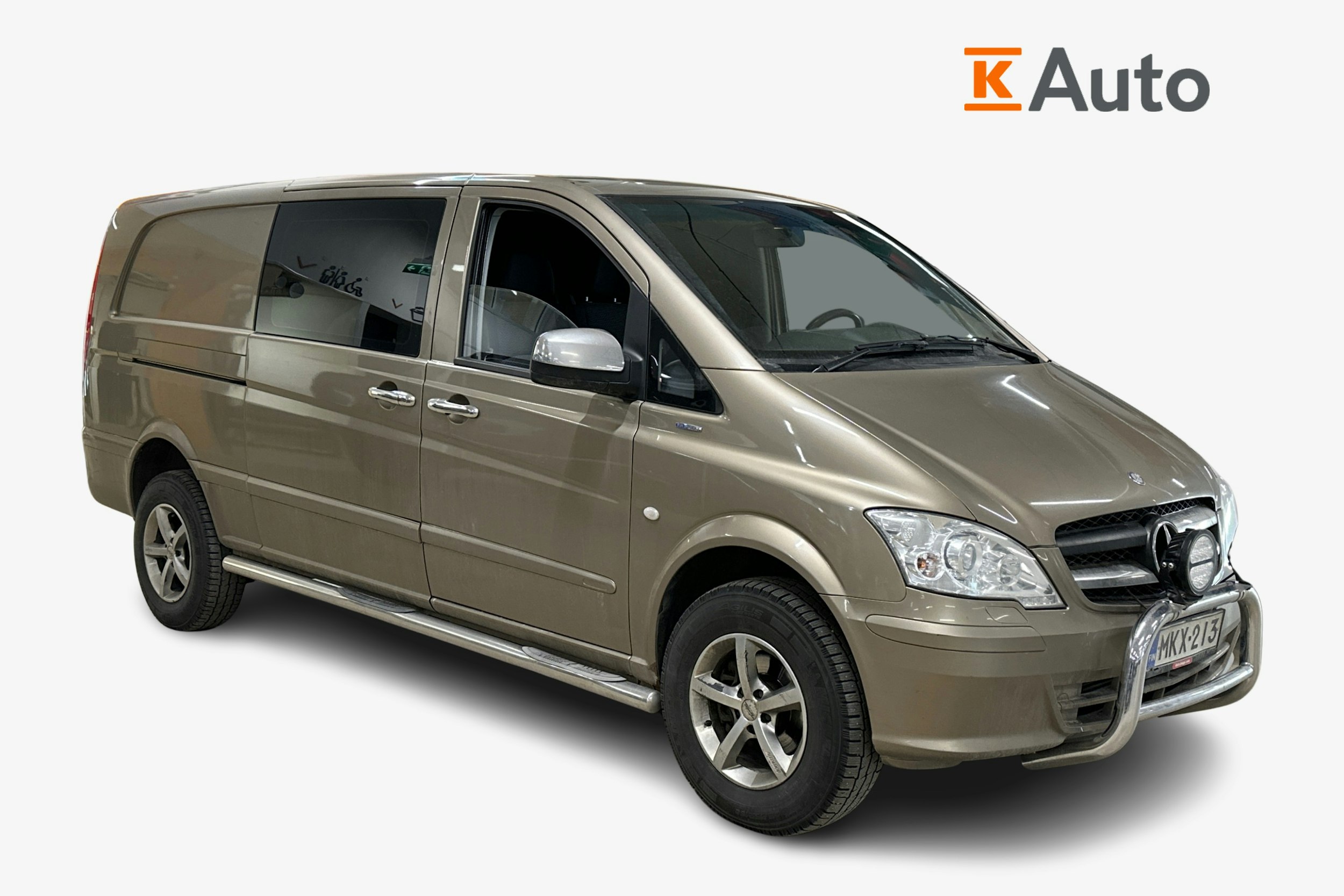 ruskea (beige) Mercedes-Benz Vito 2012 kuva 1.