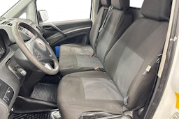 Valkoinen Mercedes-Benz Vito 2012 kuva 6.