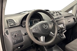 Valkoinen Mercedes-Benz Vito 2012 kuva 7.
