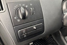 Valkoinen Mercedes-Benz Vito 2012 kuva 12.