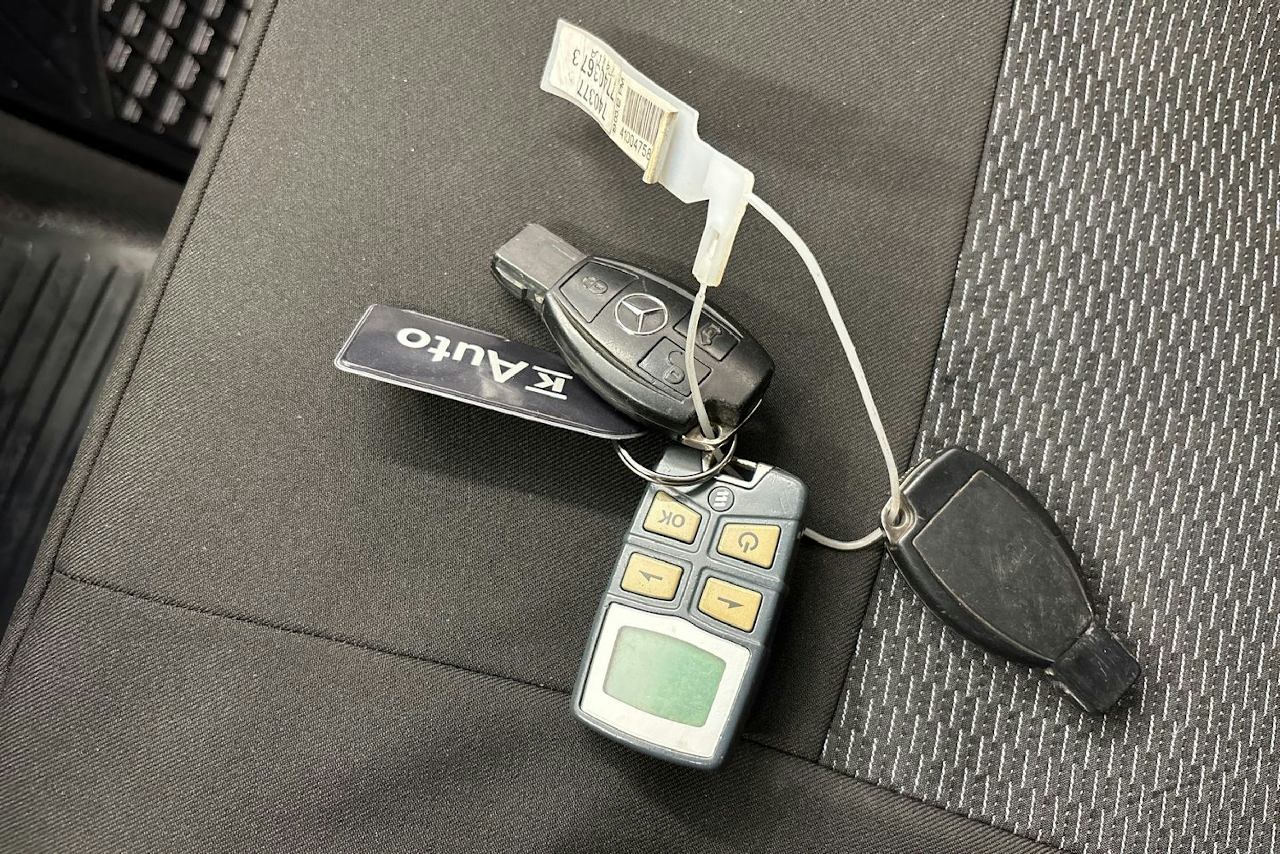 Valkoinen Mercedes-Benz Vito 2012 kuva 18.