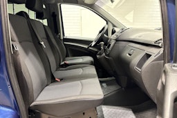 sininen Mercedes-Benz Vito 2013 kuva 13.