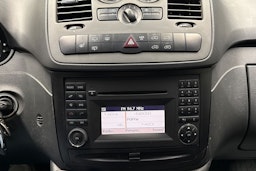 sininen Mercedes-Benz Vito 2013 kuva 19.
