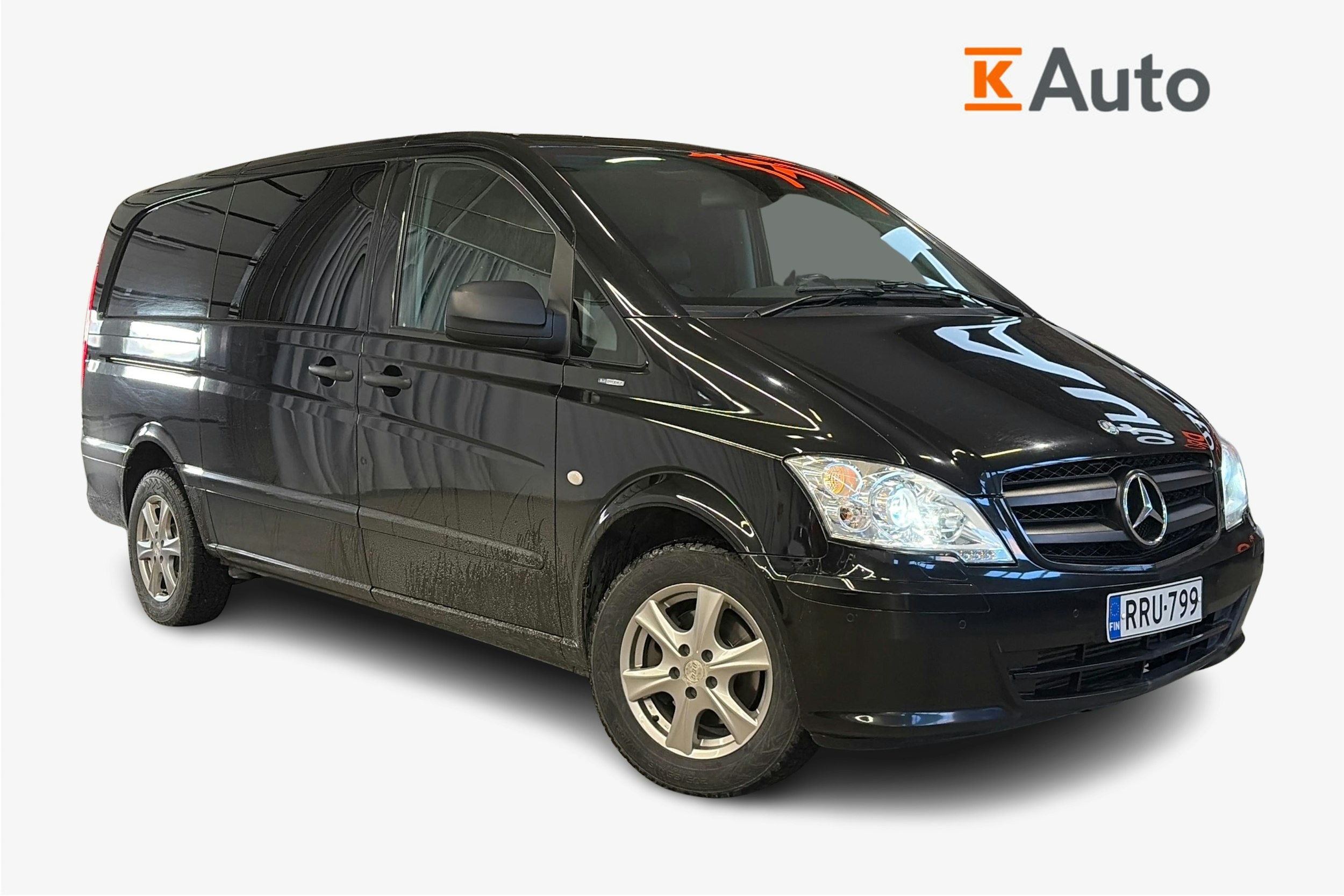 musta Mercedes-Benz Vito 2013 kuva 1.