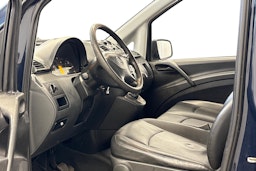 sininen Mercedes-Benz Vito 2013 kuva 6.
