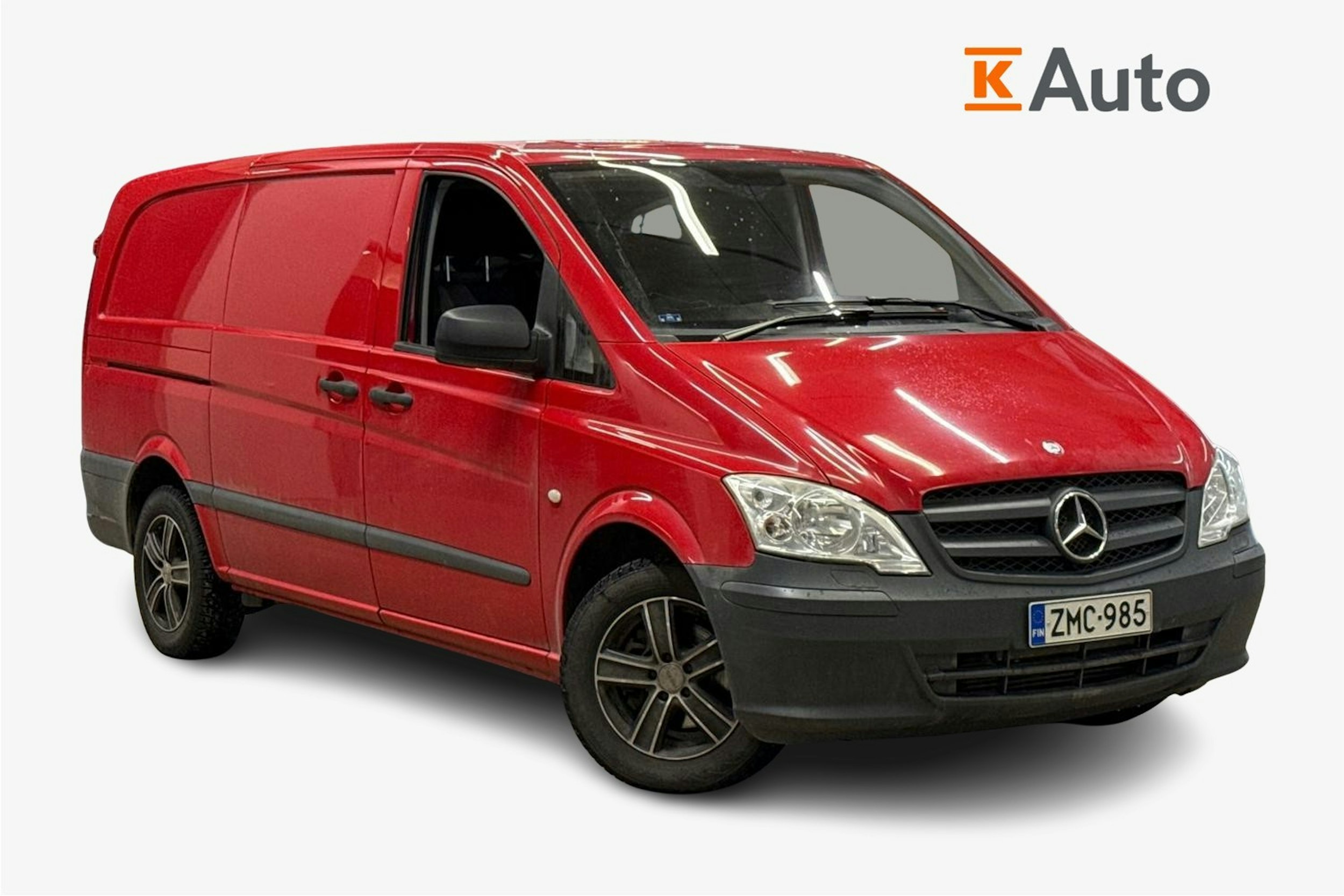 punainen Mercedes-Benz Vito 2013 kuva 1.