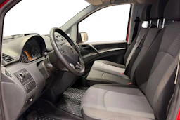 punainen Mercedes-Benz Vito 2013 kuva 8.