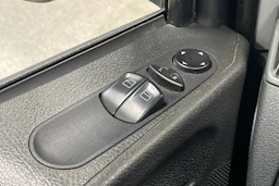 musta Mercedes-Benz Vito 2014 kuva 17.