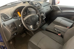 Sininen Mercedes-Benz Vito 2014 kuva 3.