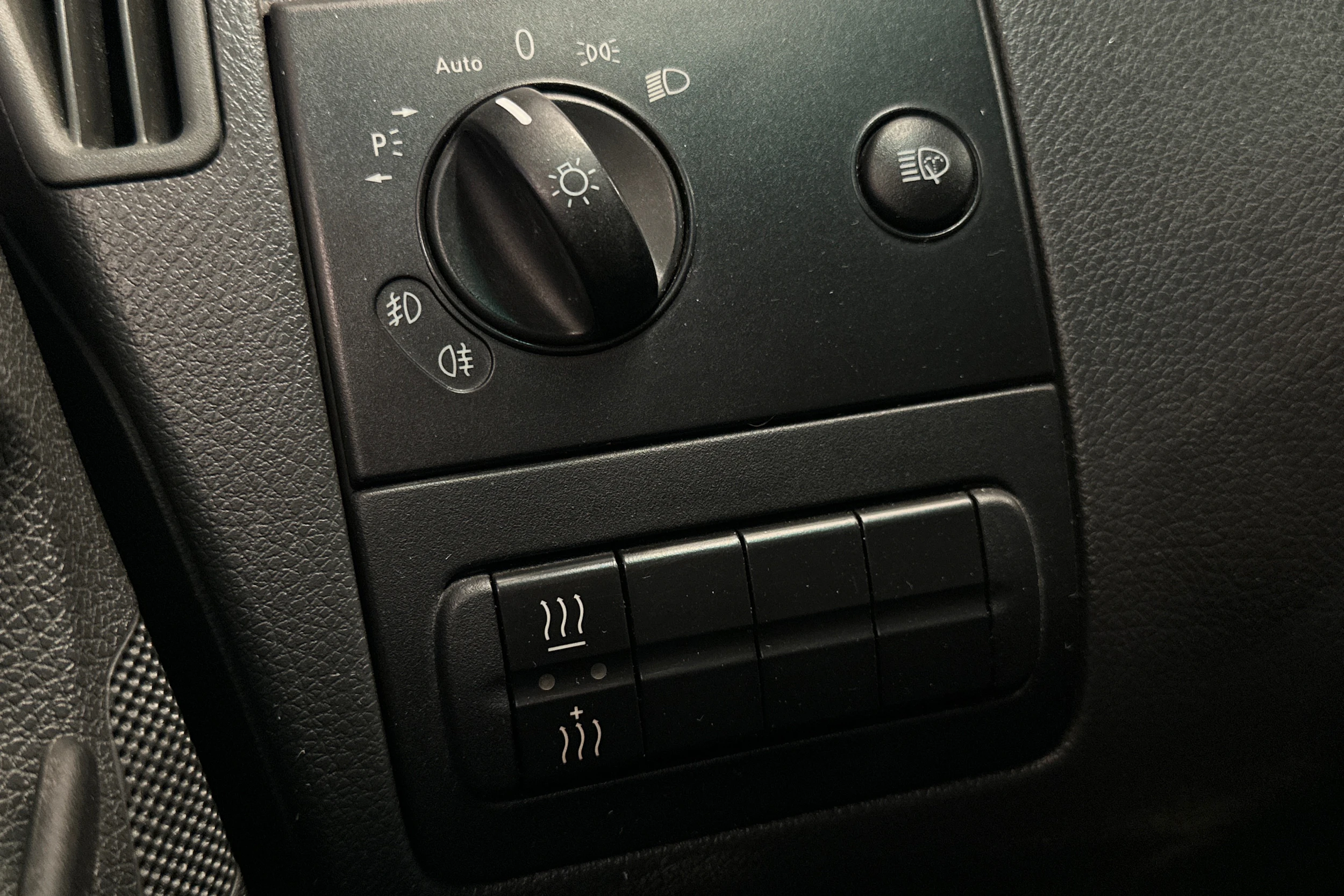 harmaa Mercedes-Benz Vito 2014 kuva 11.