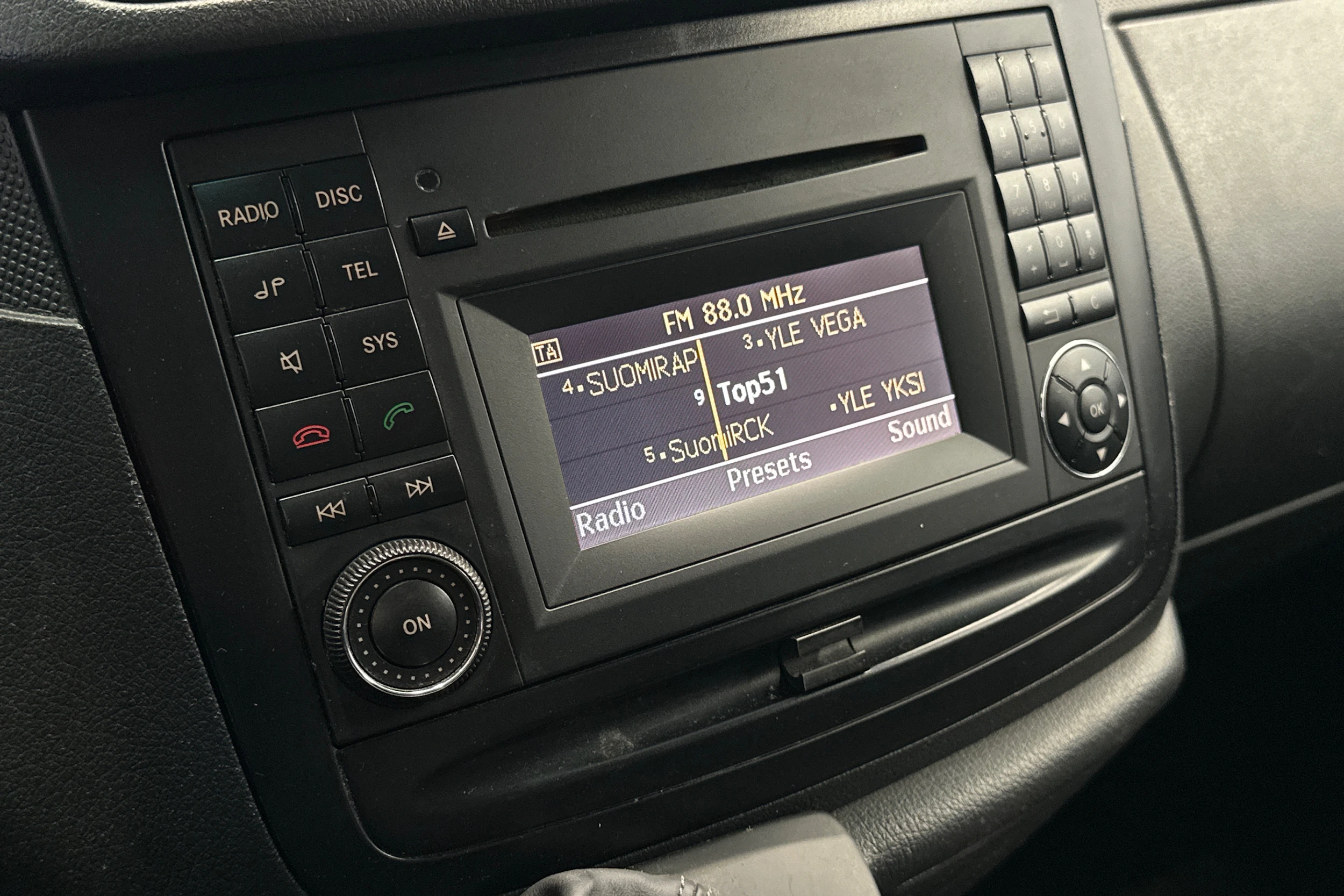 harmaa Mercedes-Benz Vito 2014 kuva 17.