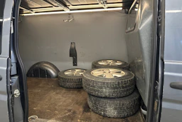 harmaa Mercedes-Benz Vito 2014 kuva 19.