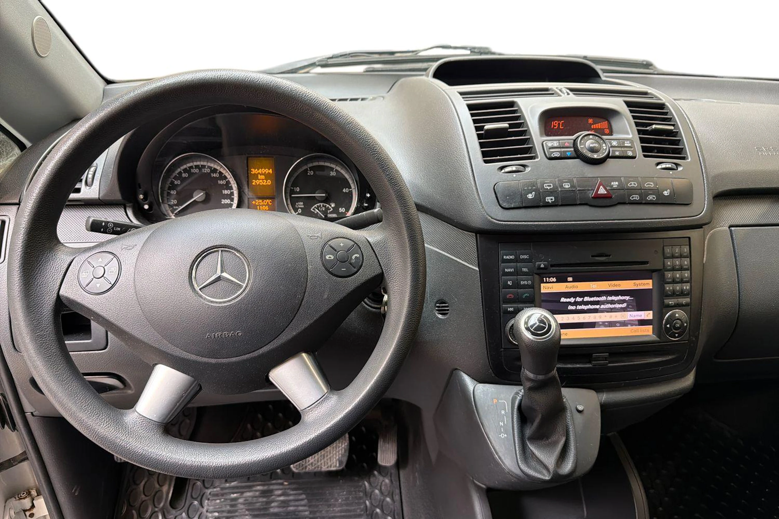 valkoinen Mercedes-Benz Vito 2014 kuva 9.