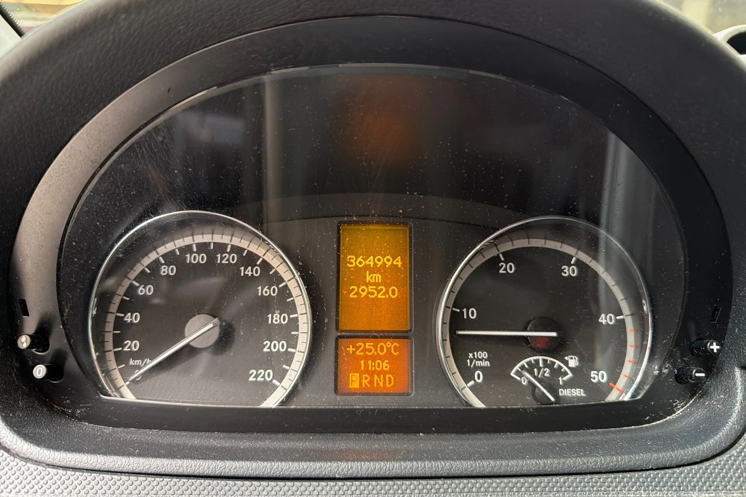 valkoinen Mercedes-Benz Vito 2014 kuva 16.