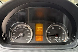 valkoinen Mercedes-Benz Vito 2014 kuva 16.