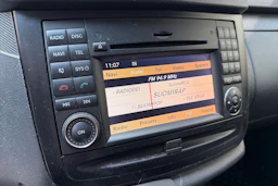 valkoinen Mercedes-Benz Vito 2014 kuva 20.