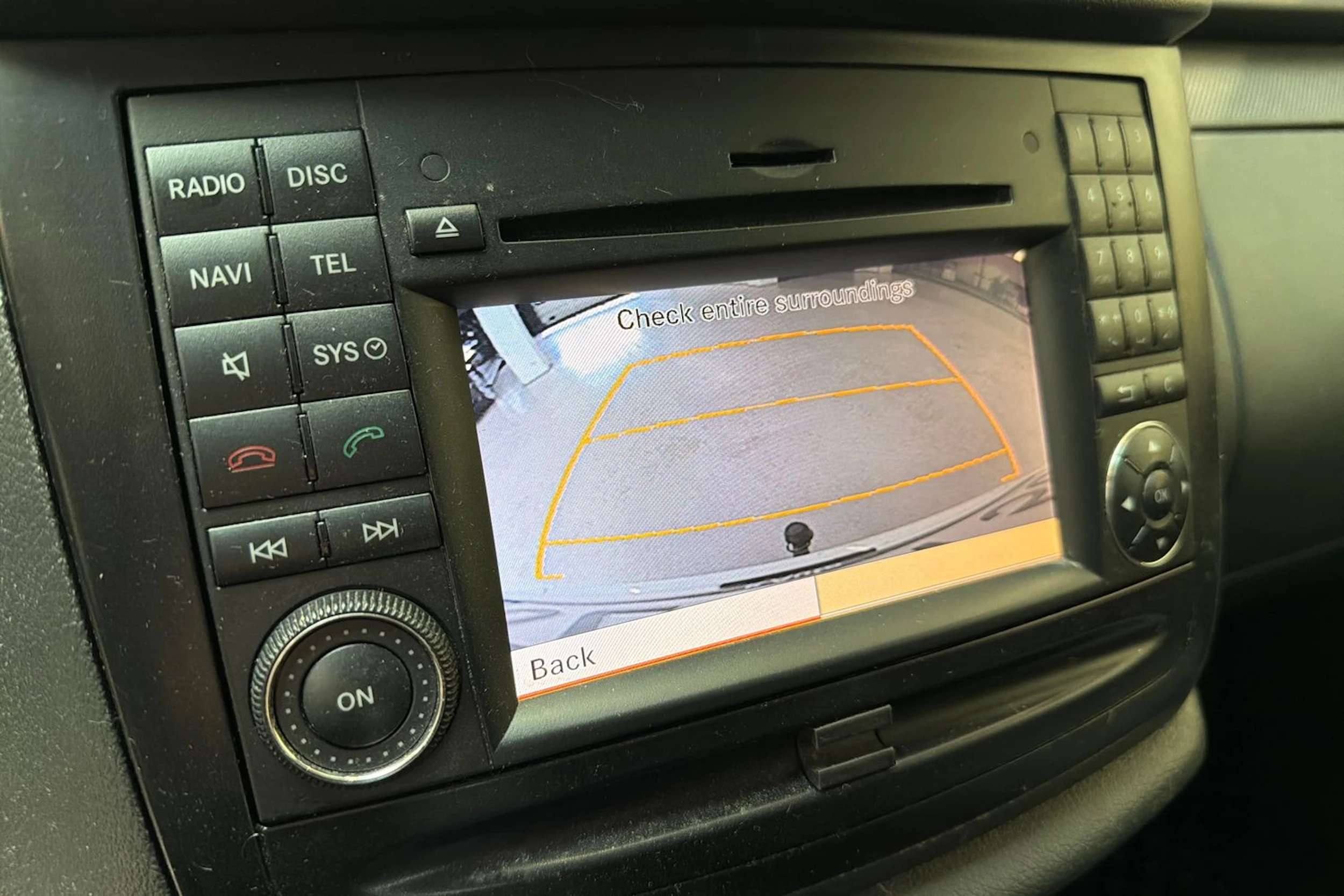 valkoinen Mercedes-Benz Vito 2014 kuva 21.
