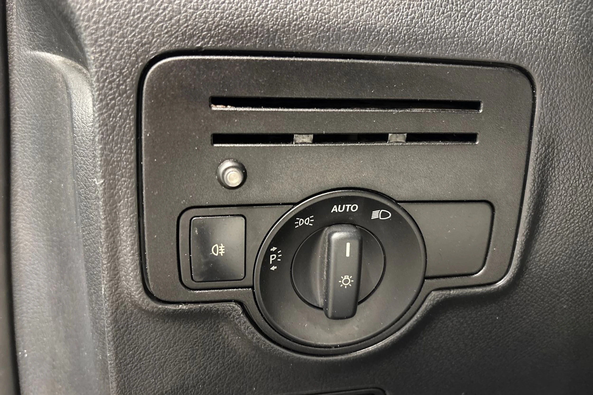musta Mercedes-Benz Vito 2014 kuva 20.
