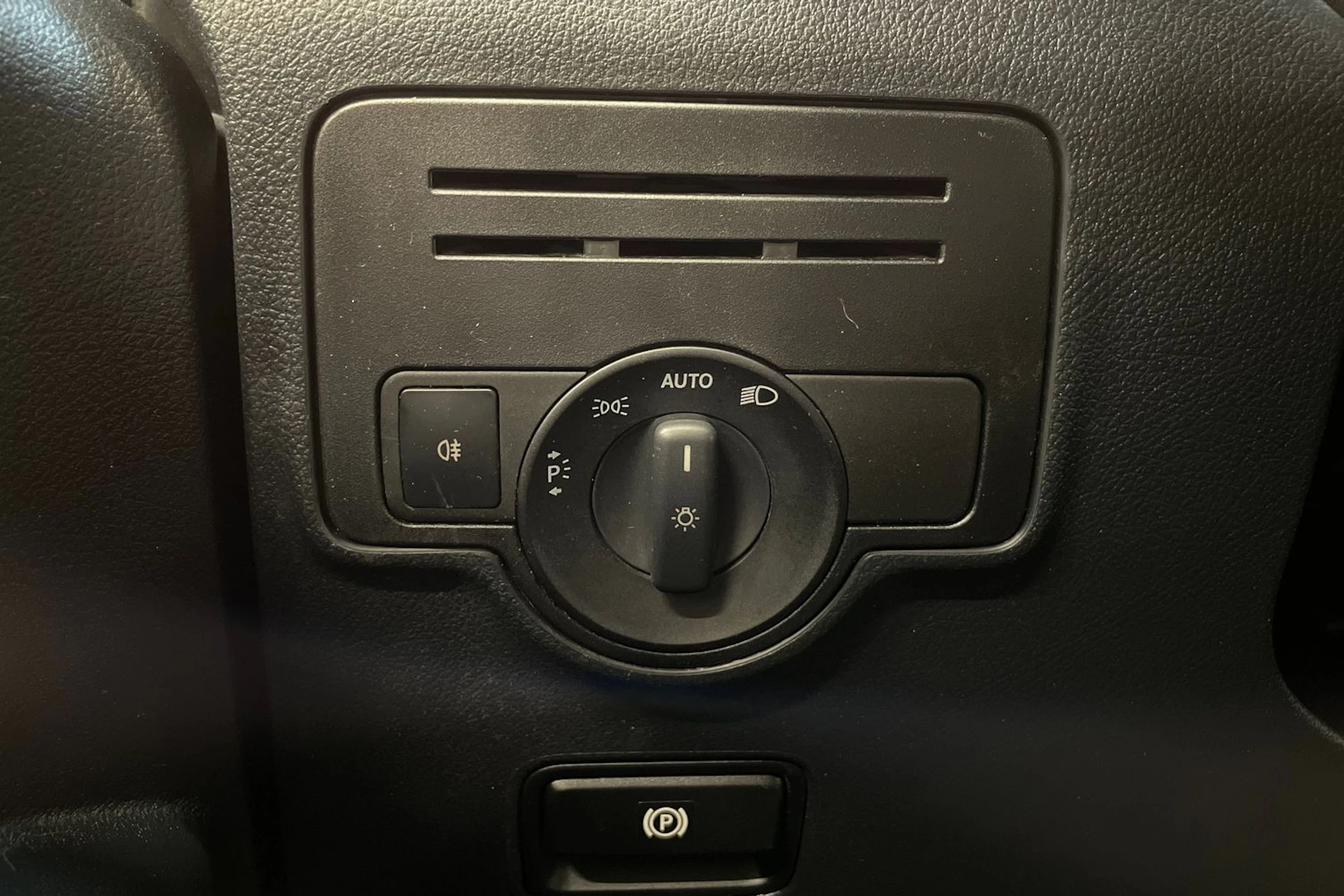 harmaa Mercedes-Benz Vito 2014 kuva 26.